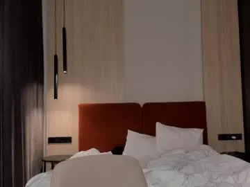 mistress_ninaohnina model from cb