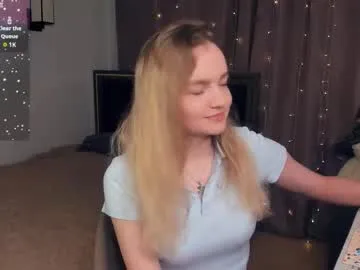 moonperedz — My goal: Help me unbutton my shirt #teen #new #shy #bigboobs #18 [75 tokens remaining]