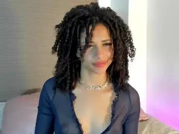 naomidawsonn — GOAL: Show butt [44 tokens remaining] naomiland!!   #cute  #young #18  #ebony  #latina