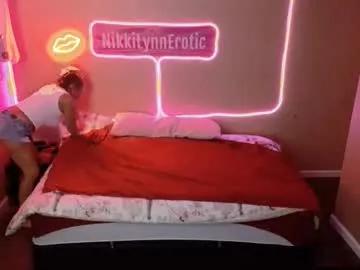 nikkilynnerotic on Chaturbate 