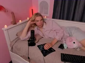 omensilk — Freechat on Chaturbate