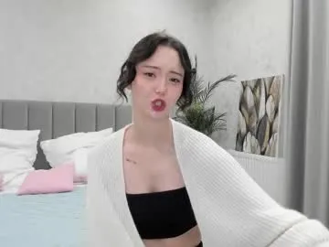 red_mok — spank urself 5 times  #new here <i'm #young #18 #asian and very very #shy [250 tokens remaining]