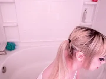 runesy — CrazyTicket: Show in progress. Bath Show! 99tks for ticket :) (Ending at 10:50pm Pacific Time). Tip 99 tokens to buy a ticket
