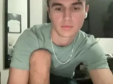 ryan287747 — Family is home shhh - Goal: get naked [49 tokens left] #18 #bigballs #shy #cum #teen