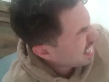 theepapajohn on Chaturbate 