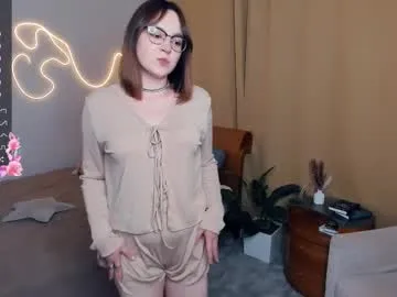 trisha_miliss — Make my top wet   22/77/101/222  #18 #new #bigboobs #shy #bigass [31 tokens remaining]