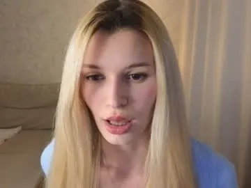 yennaone on Chaturbate 