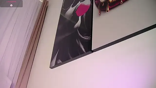 aidaadams — zoom Fingers My Pussy 