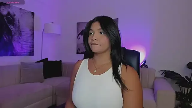 alaia7h on StripChat 