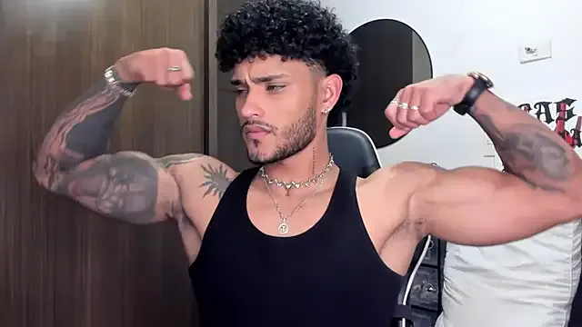 Alessandro_Vanni — MY HOT ABS AND CHEST FULL OILED