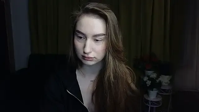 AlicaFoxis model from sc