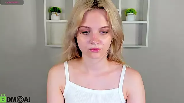 Allice_Cox on StripChat 
