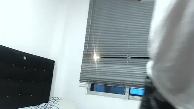 Ana_ThiagoxX on StripChat 