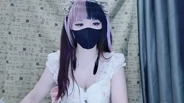 Aurora_566 — No nipple boobs show