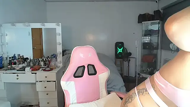 aya_saki on StripChat 