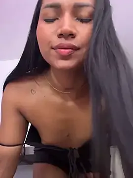 Barbiebrunette_ on StripChat 