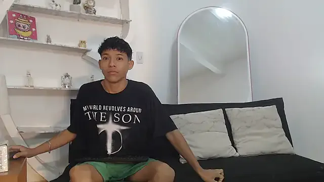 BEAUTY_BOYS1 — SHOW ASS