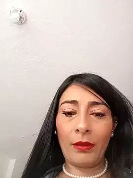 Bella_Office-Naughty1 on StripChat 