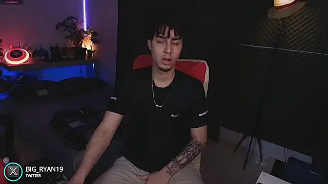 bigryann23 — HUGE CUM SHOW :wanker: