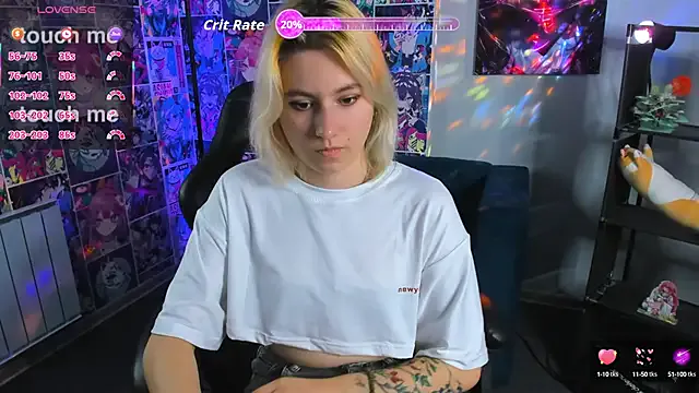 Bonni_Meiz — Squeeze boobies