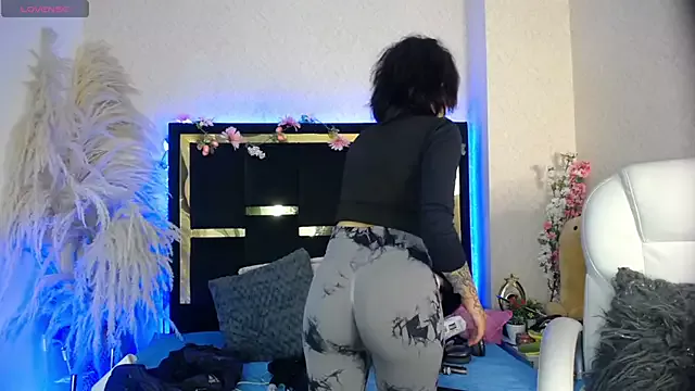 Bunny_O on StripChat 