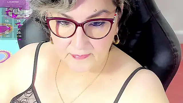 cataleya_mom on StripChat 
