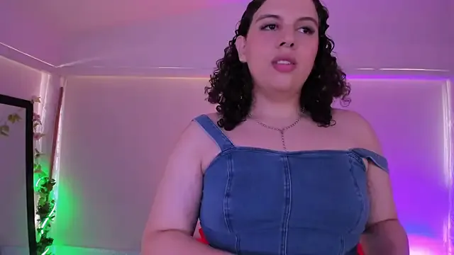 catleya_noire — kiss and spit dildo
