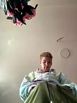 CDLukeLucy420 — 100 Ass Slaps (50/50)