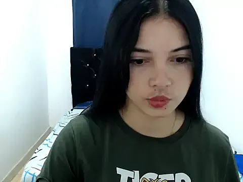 celeste_veryhot on StripChat 