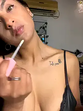 chicachocolate01 — Flash tits
