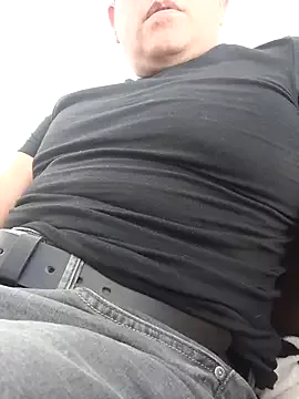 chicoguapo8 on StripChat 