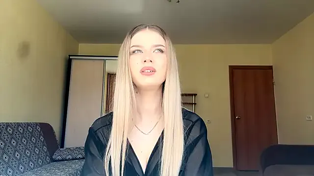 DeettaTolly on StripChat 