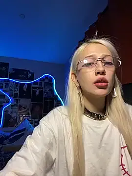 Dooubletroublee — shake that ass naked