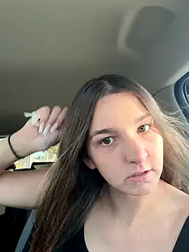 DoriDeluxe66 — Freechat on StripChat