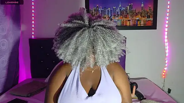 ebony_NeighborMoans