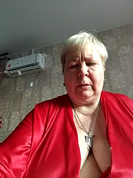 EffectFiona on StripChat 