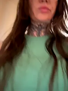 Elenascrib on StripChat 