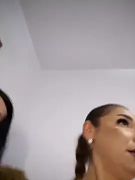Ella_sweety on StripChat 