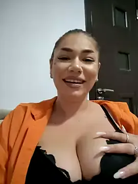 Ella_sweety on StripChat 
