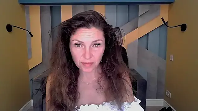 EllaLong — Private on StripChat