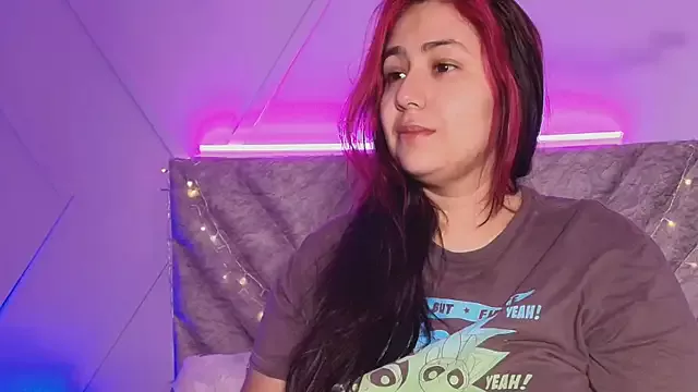 emmajohnss on StripChat 