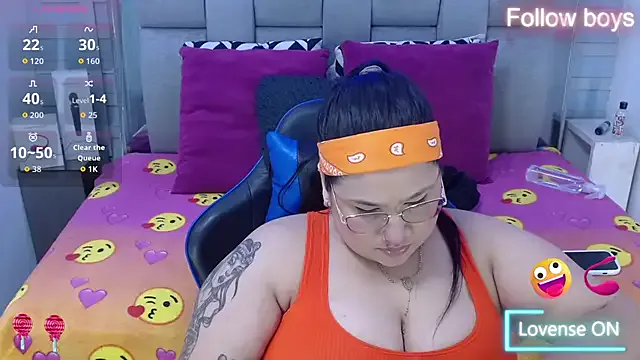evelin_zaens on StripChat 
