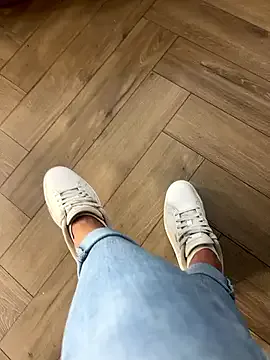 FeetVibe on StripChat 