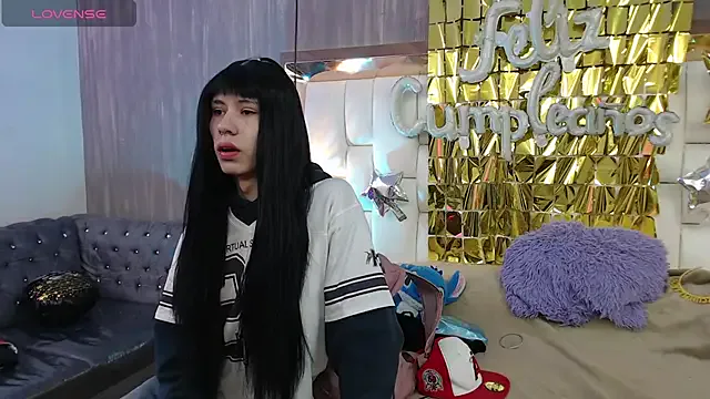 Foxxy_Doll on StripChat 