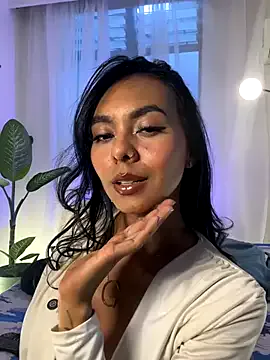 GiorgiaLuxee — suck dick