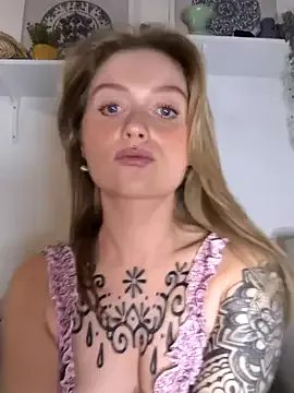 Goldloeckchen159 — Freechat on StripChat