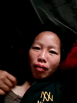 helenzz on StripChat 