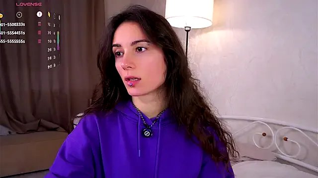 Holla_Molly on StripChat 