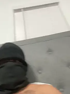 HothairyBoy2 on StripChat 