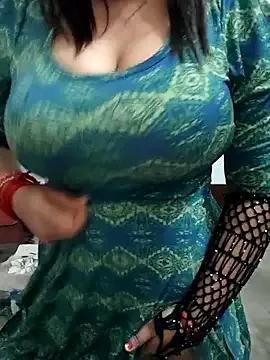 husa_Malikaa — boobs show